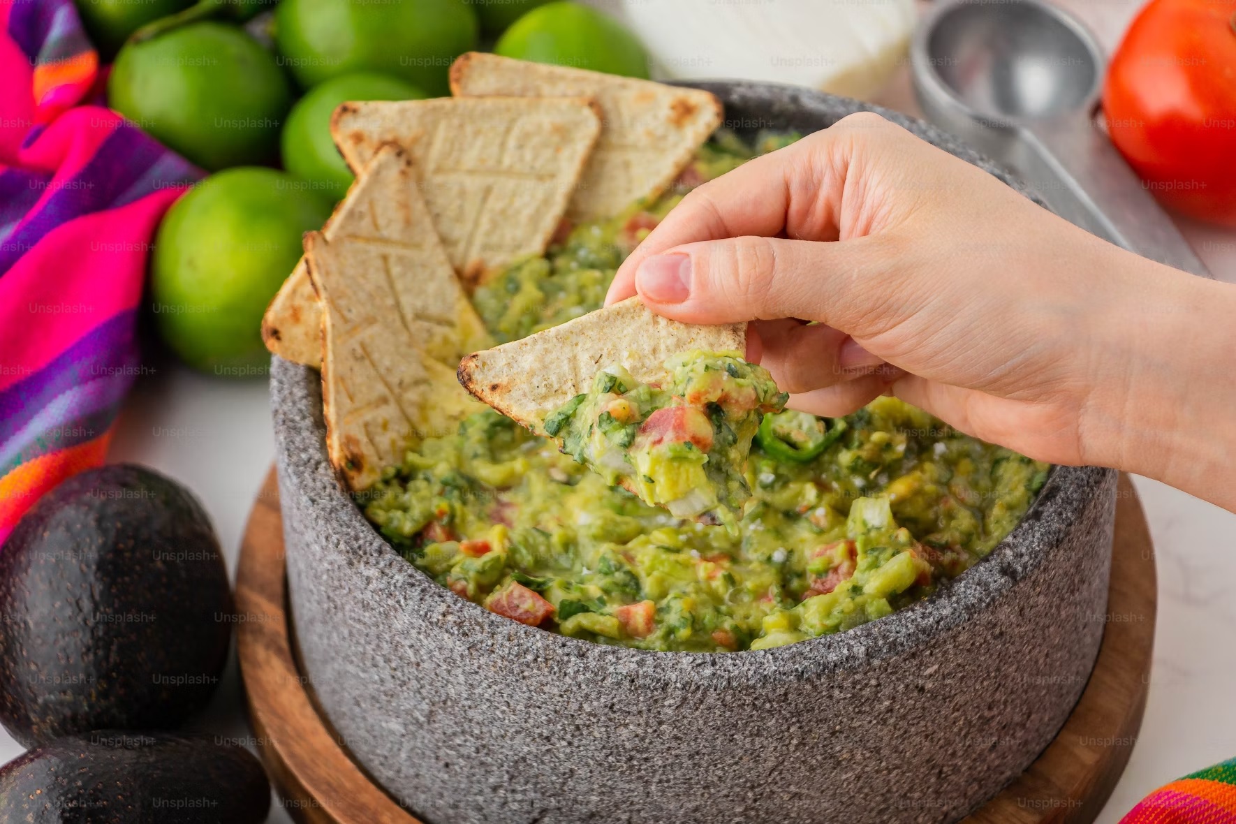 Bowl de doritos con palta - ahuacate
